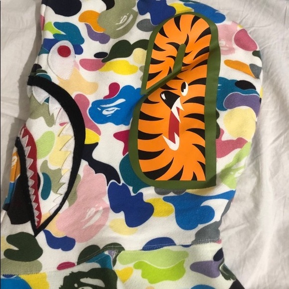 Bape Multicolor Shark Hoodie - Picture 4 of 5